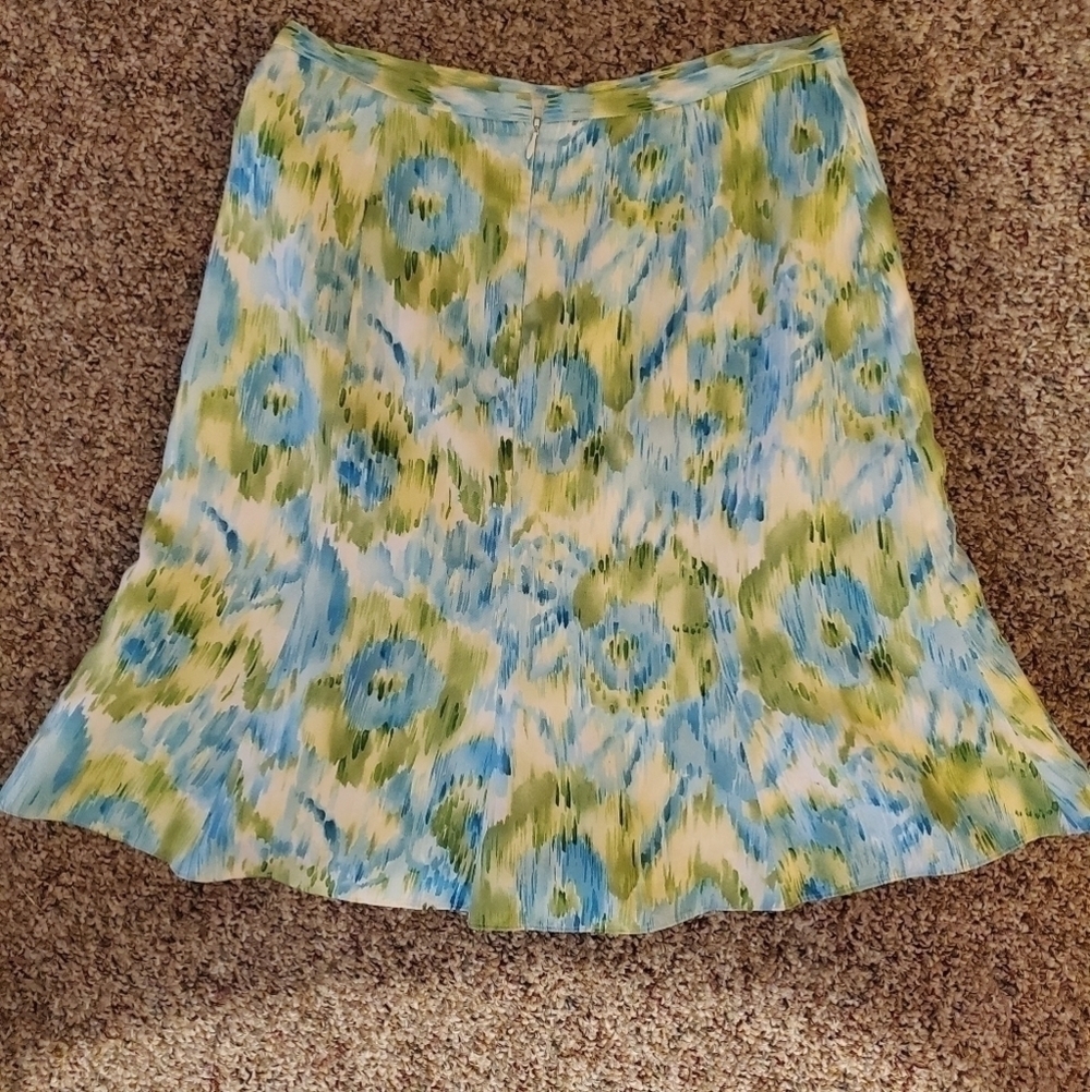 𝅺TALBOTS Watercolor Petite Silk Skirt